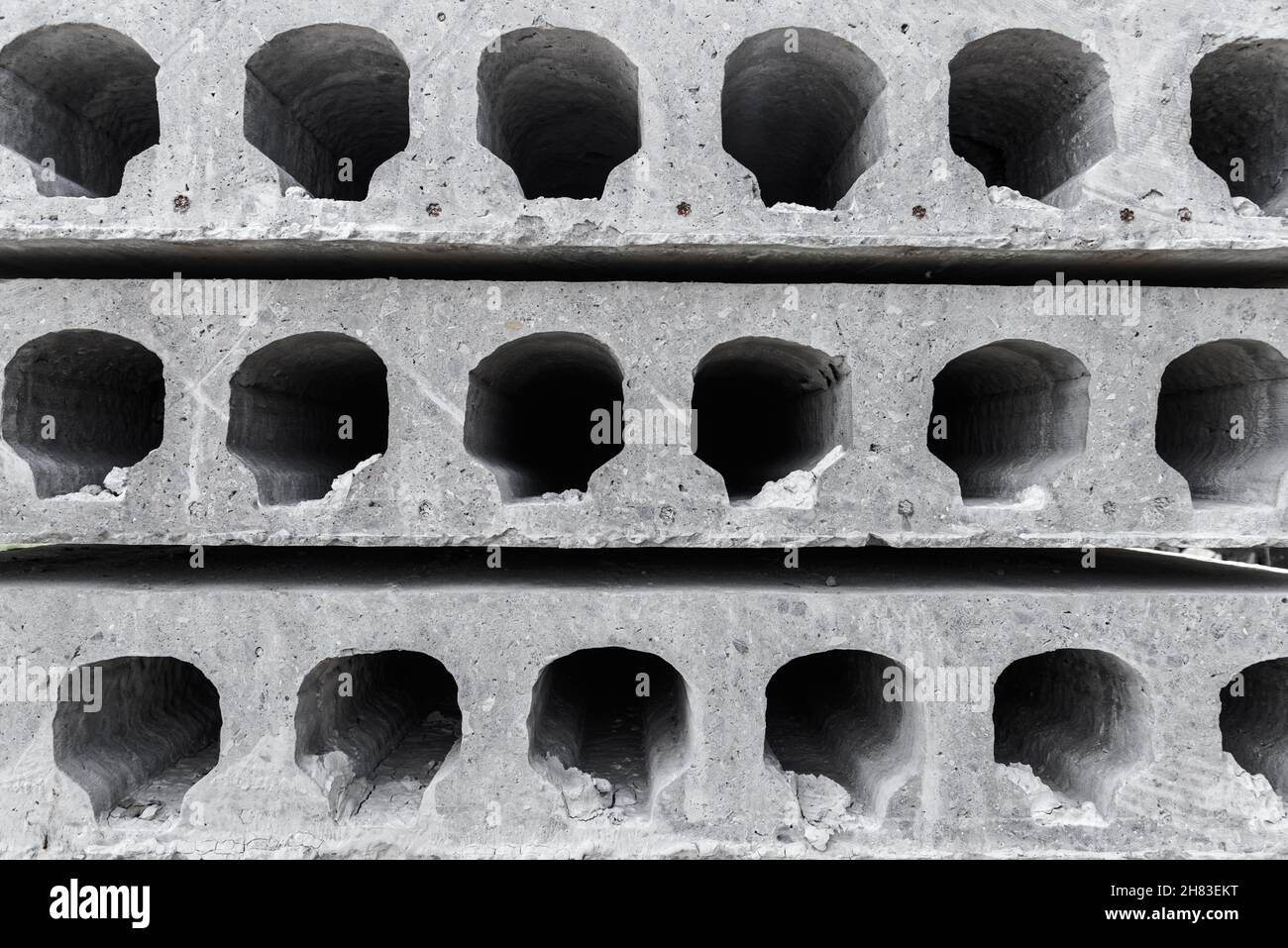 Betonplatten aus der Nähe. Stockfoto