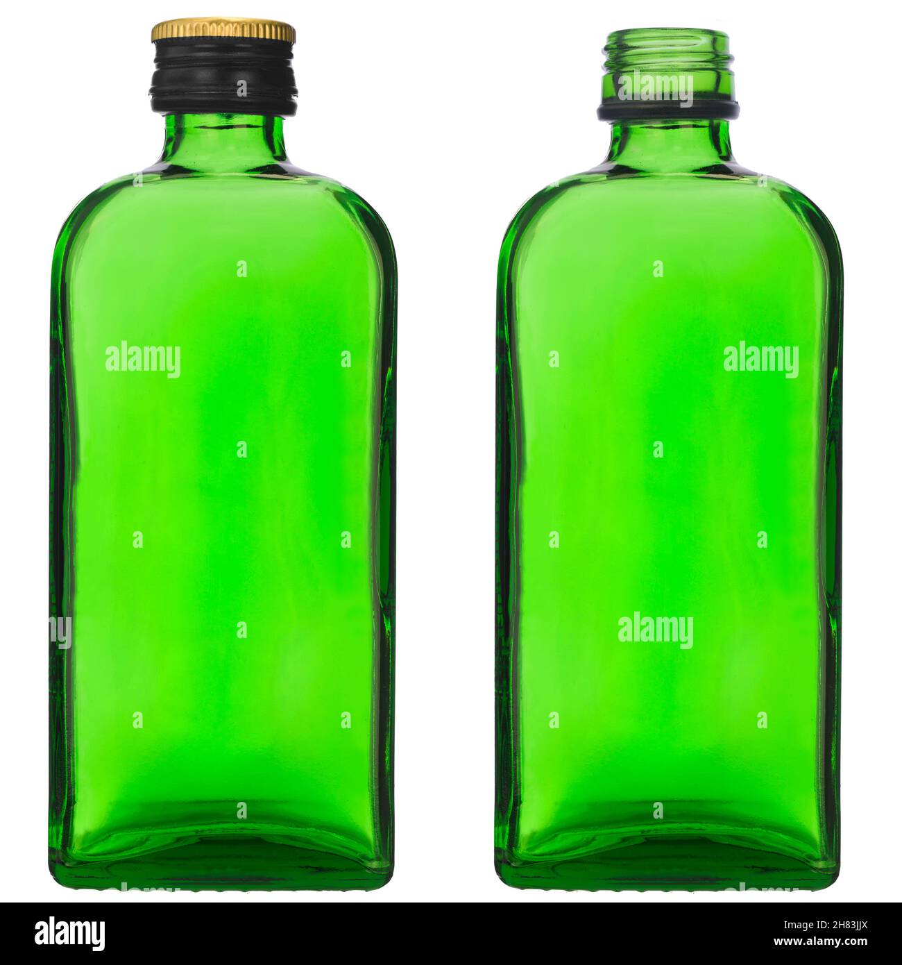 Grüne Glasflasche isoliert auf weißem Hintergrund. Stockfoto