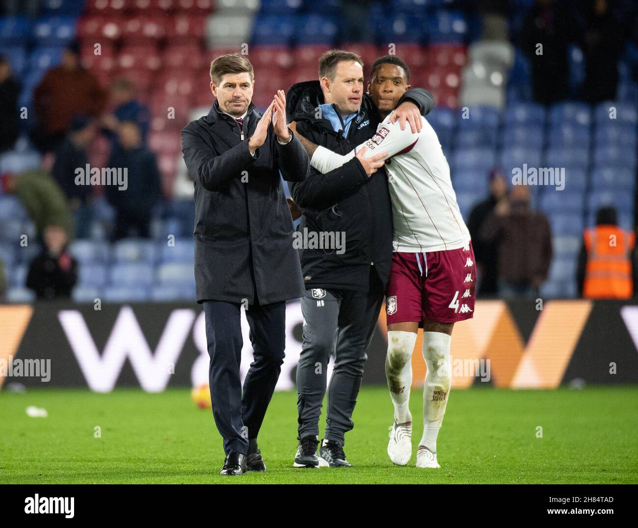 London, Großbritannien. 27th. November 2021. Aston Villa-Manager Steven Gerrard nach dem Premier League-Spiel zwischen Crystal Palace und Aston Villa im Selhurst Park, London, England am 27. November 2021. Foto von Andrew Aleksiejczuk/Prime Media Images. Quelle: Prime Media Images/Alamy Live News Stockfoto