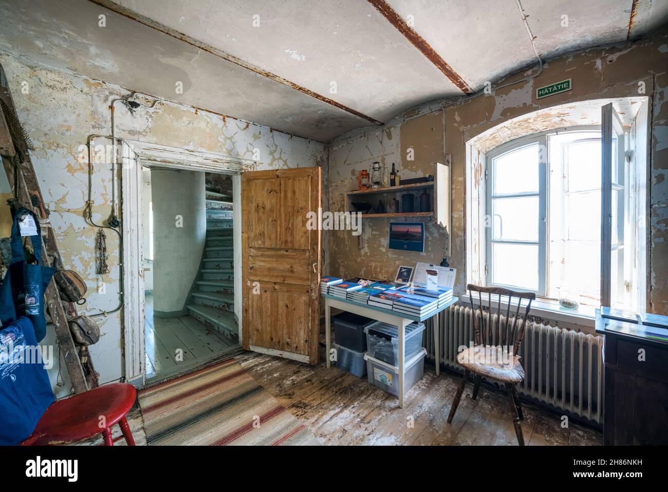 Ein kleiner Souvenirladen für Touristen im Leuchtturm von Märket, Ahvenanmaa, Finnland Stockfoto