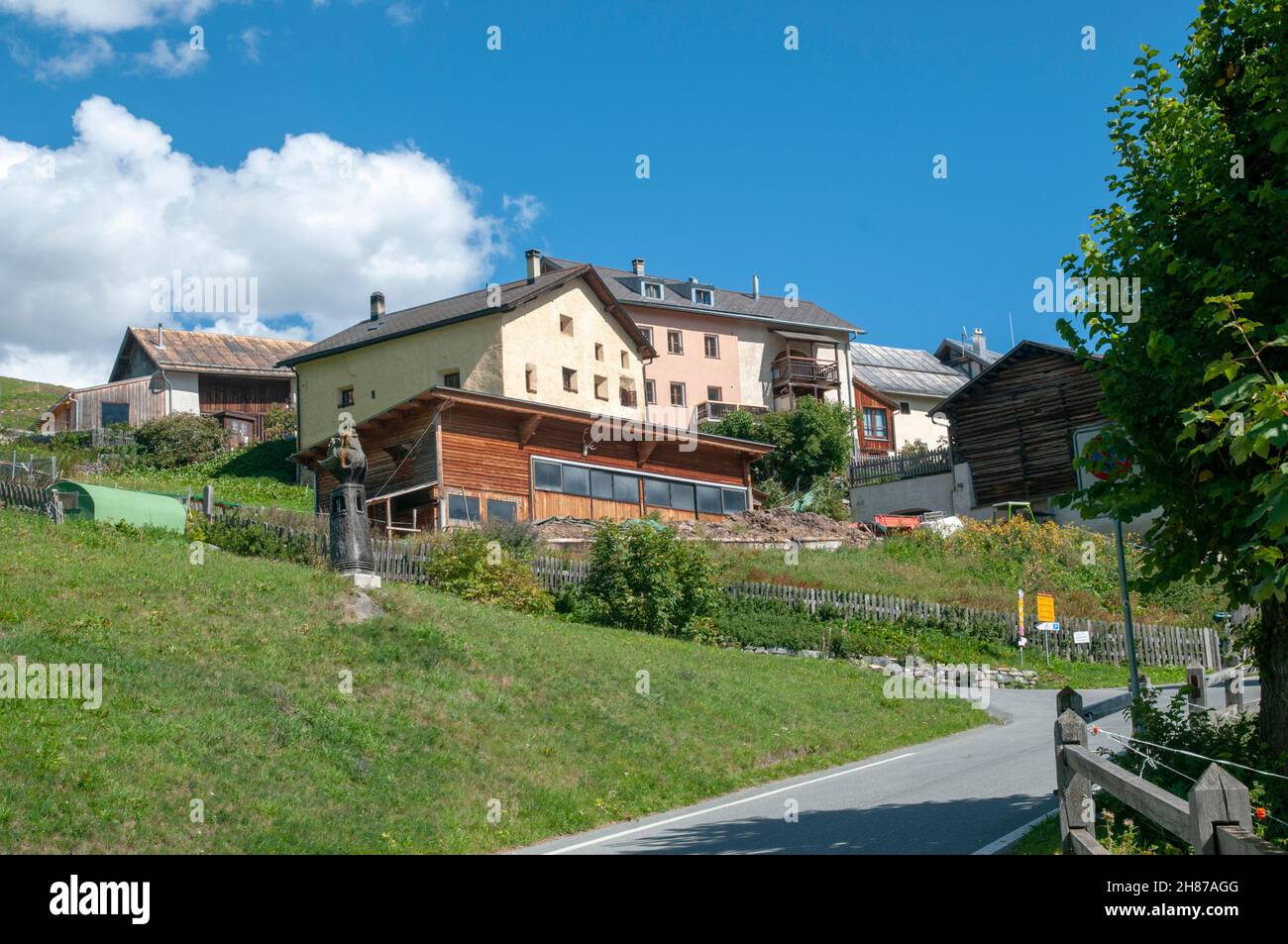 Engadiner Dorf Guarda, Schweiz Stockfoto
