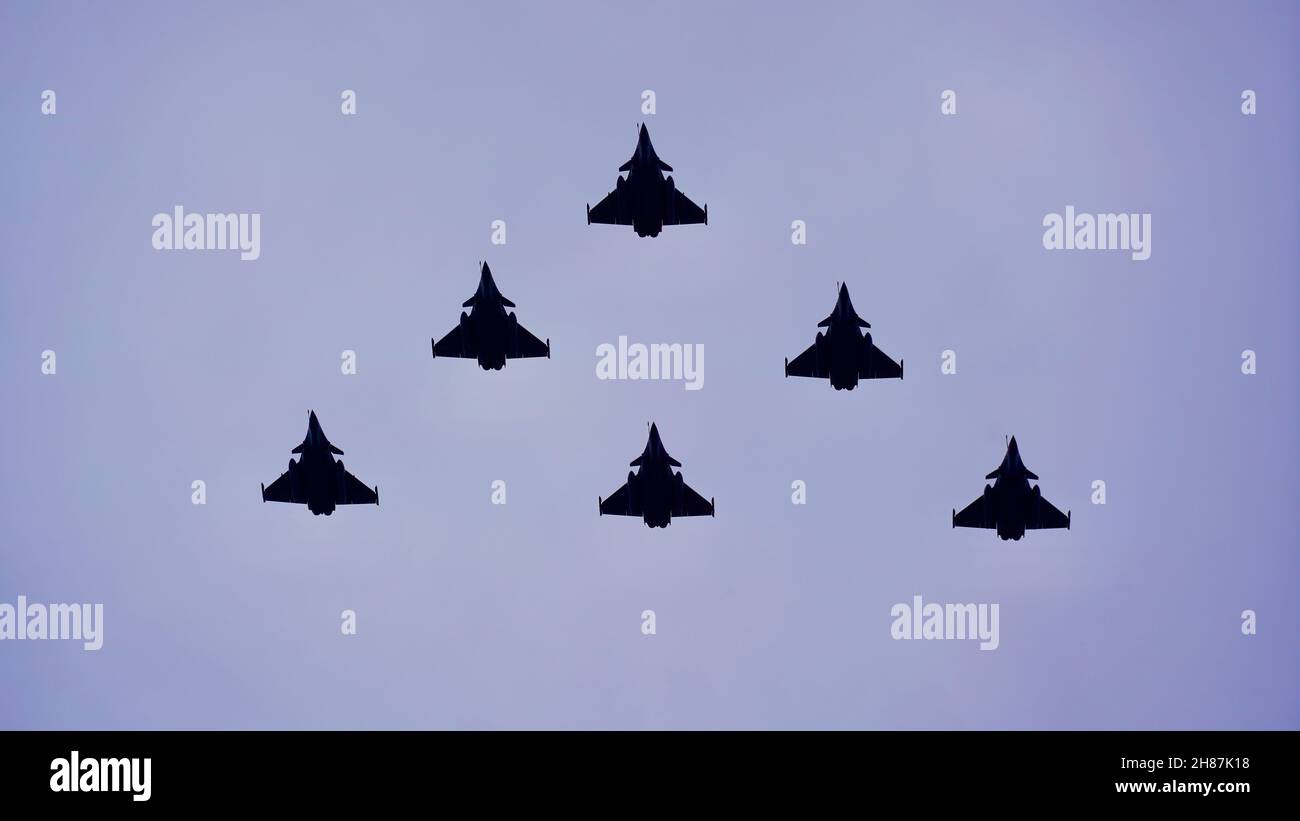 Französischer Luftkämpfer am Tag der Bastille Stockfoto