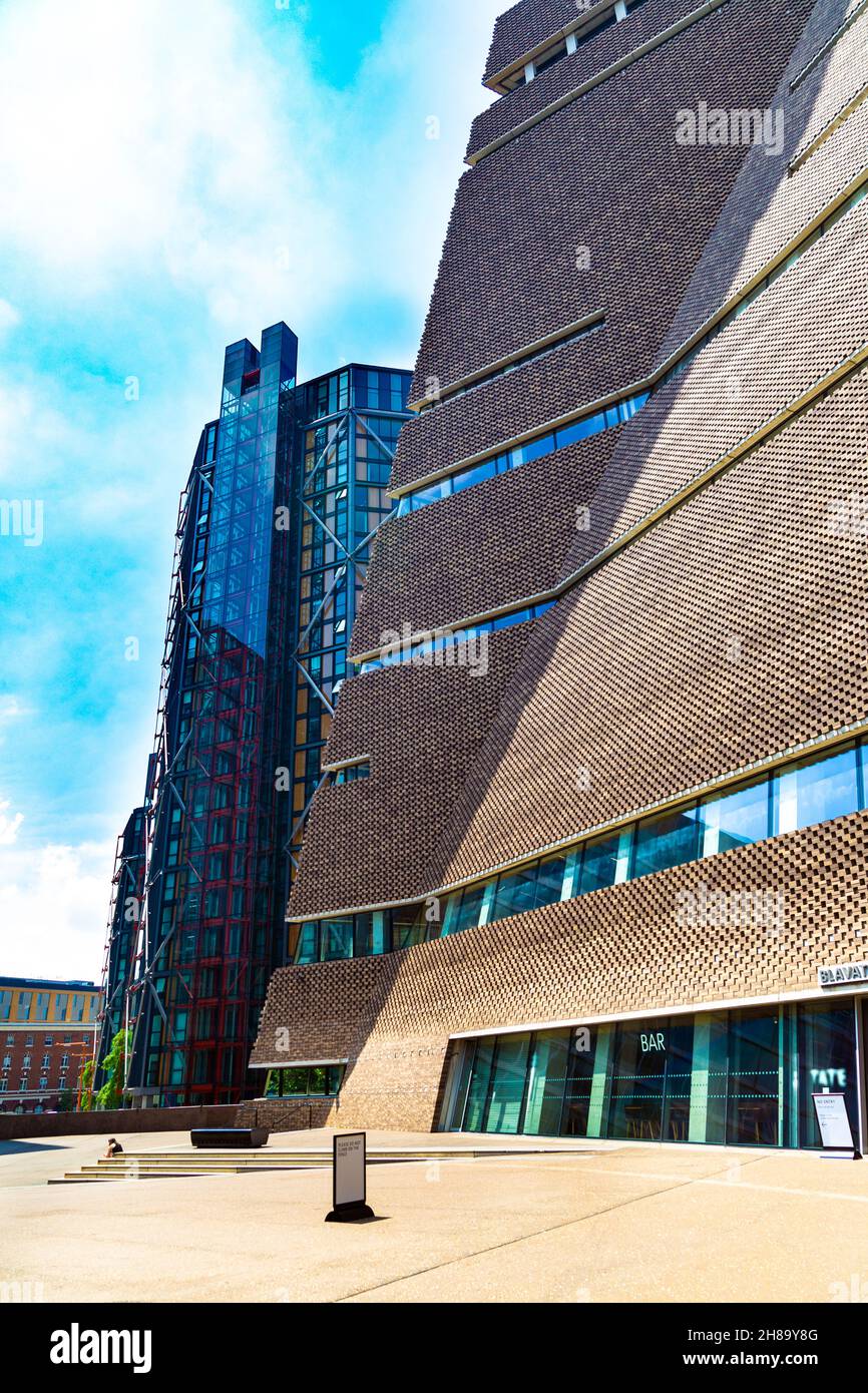 Außenansicht des Tate Modern Blavatnik Building, Bankside, London, Großbritannien Stockfoto