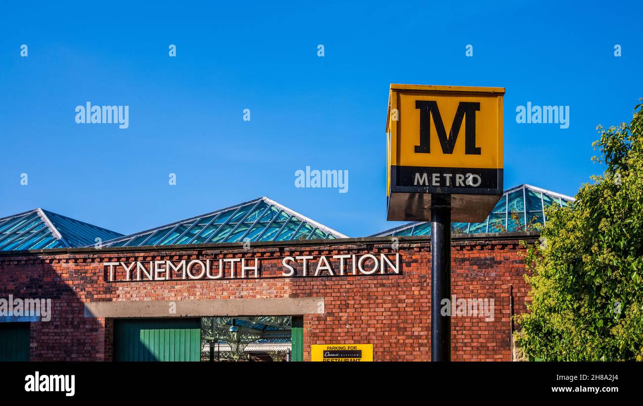 Tynemouth Station - Tynemouth Metro Station ist eine Tyne and Wear Metro Station, die ursprünglich 1882 eröffnet wurde und 1980 dem Metro-Netz beigetreten ist. Stockfoto