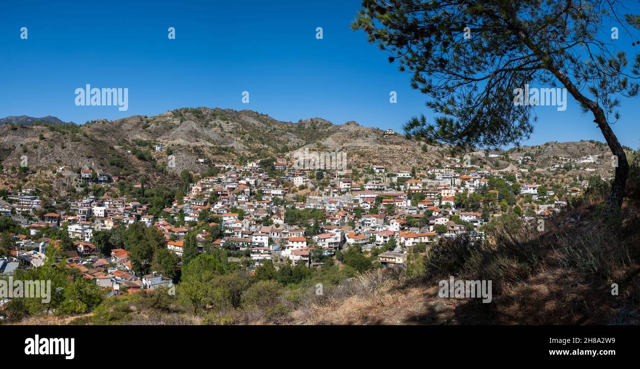 Bergdorf Palaichori im Troodos-Gebirge auf Zypern. Stockfoto