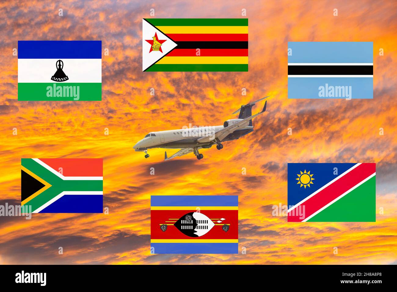 Flaggen von sechs Ländern des südlichen Afrikas, Konzeptbild: Flugverbot aus Südafrika... aufgrund des neuen B.1.1. 529 Omicron Covid-Variante Stockfoto