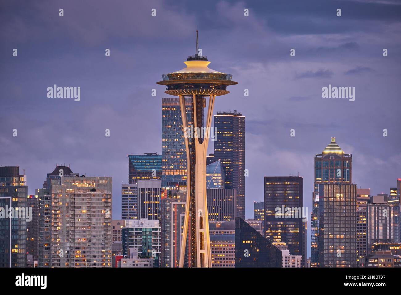 Space Needle Bei Nacht, Seattle, Washington Stockfoto