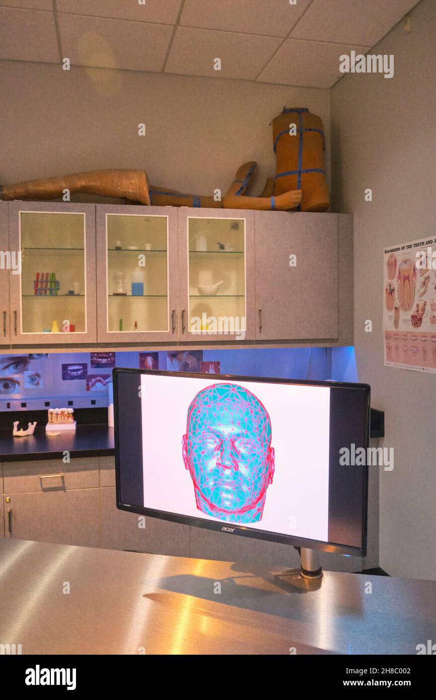 Das forensische Labor, in dem das Museum KI verwendete, um die verschiedenen Altersgruppen von George Washington nachzubilden. Im Anwesen von Präsident George Washington, Mount Ver Stockfoto