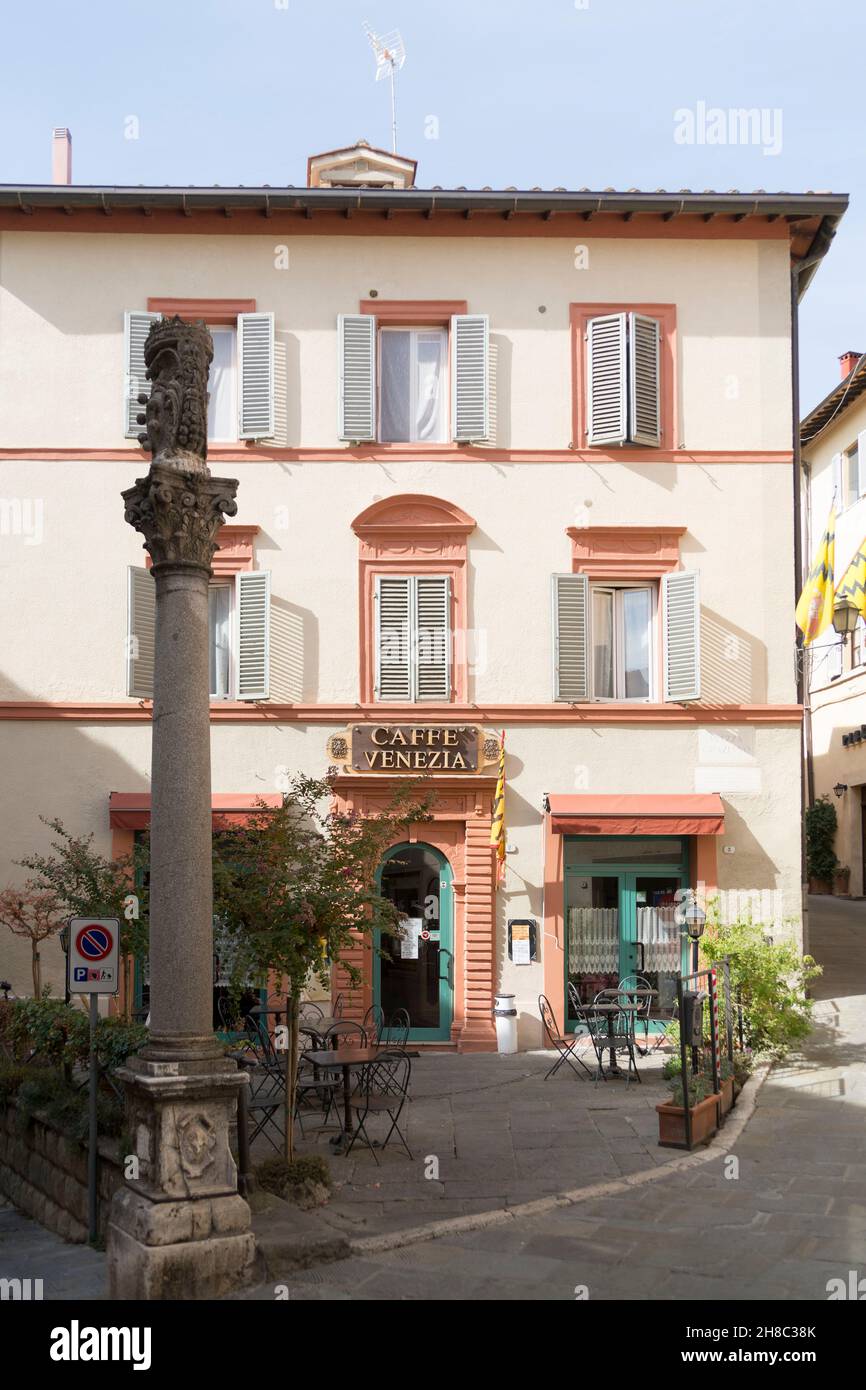 Altstadt, Via Porsenna Straße, römische Säule, Orange Flag Award, Chiusi, Toskana, Italien, Europa Stockfoto