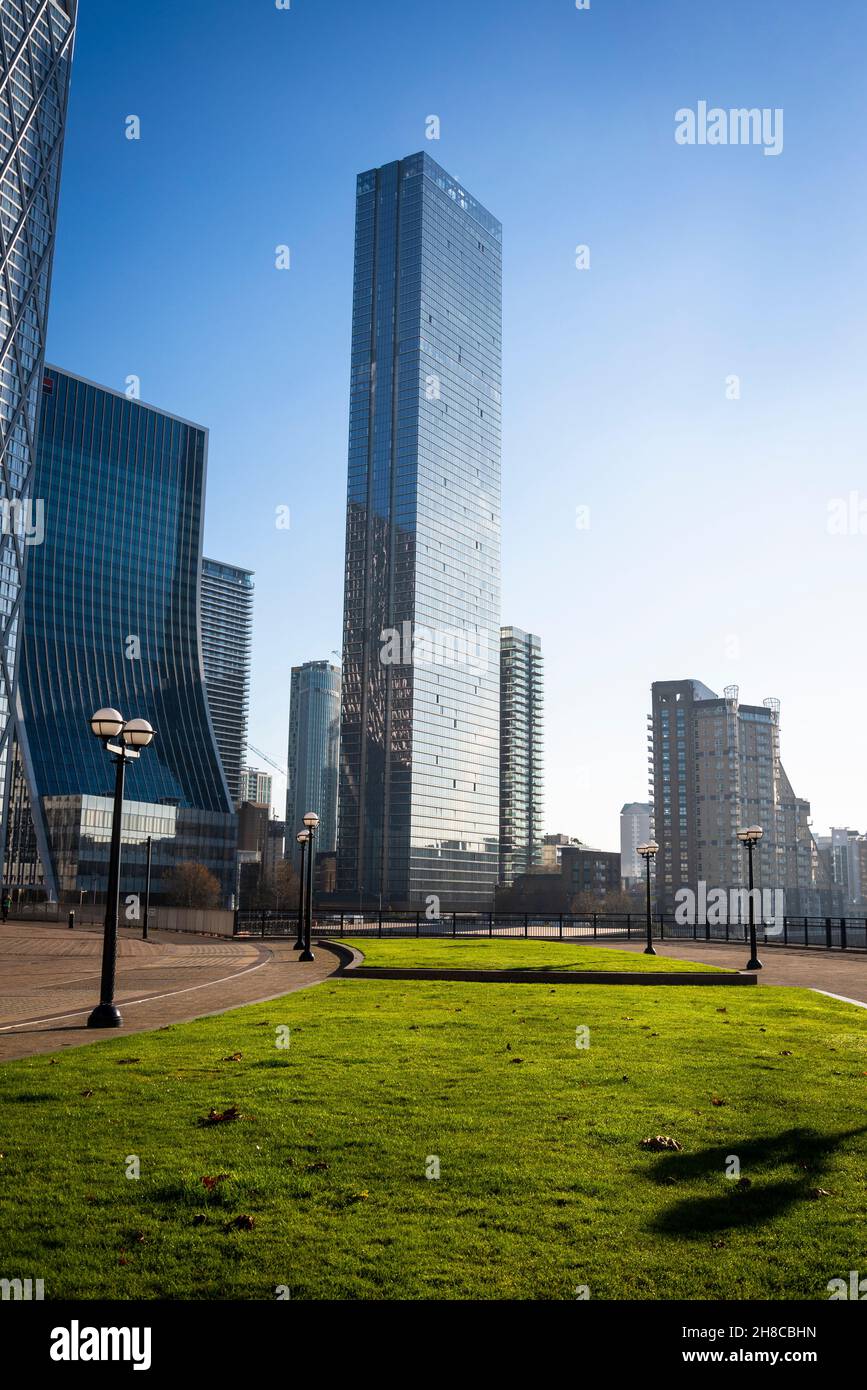 Riverside Development, Canary Wharf Financial District auf der Isle of Dogs, London, England, Großbritannien Stockfoto