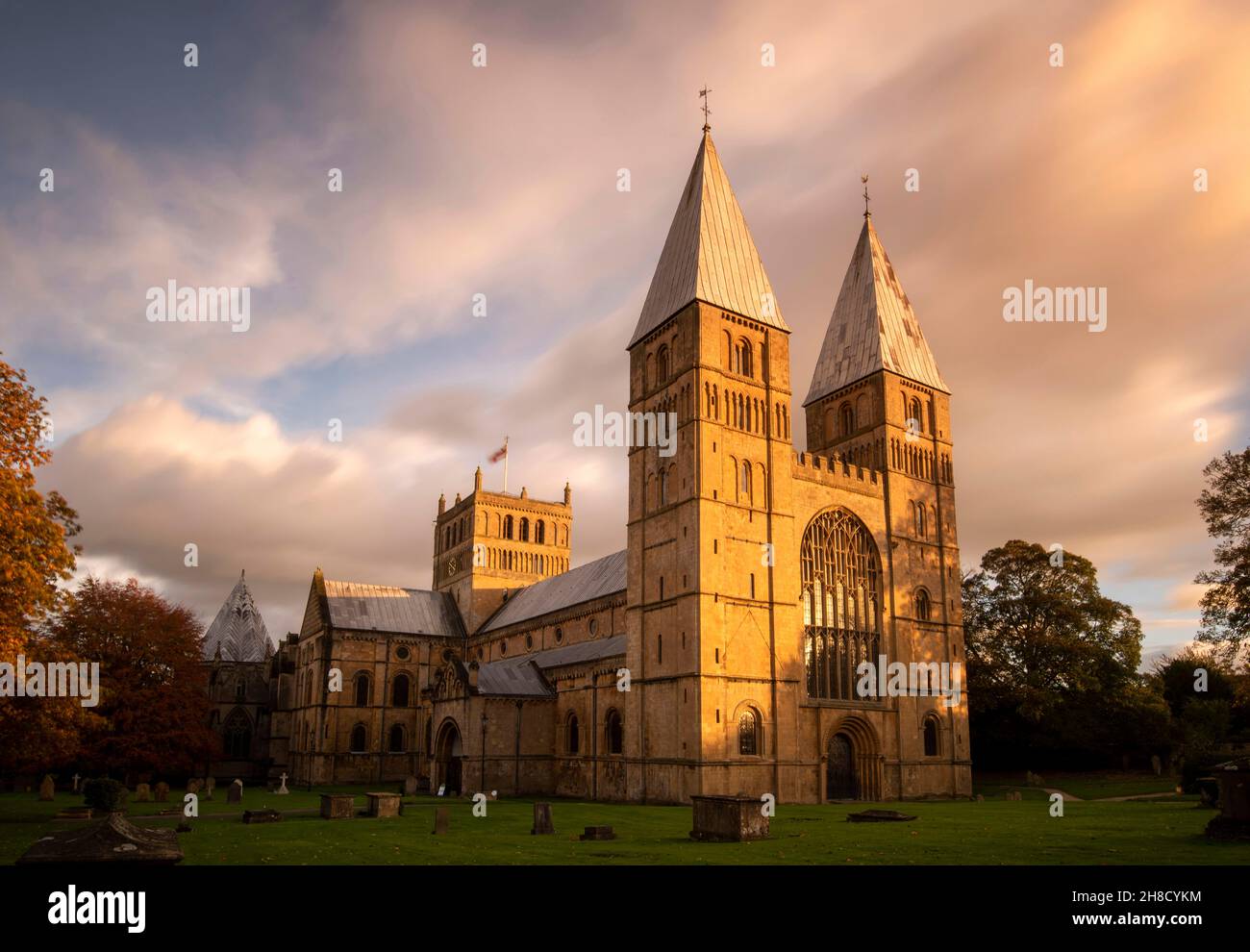 Abenddämmerung im Southwell Minster, Southwell Nottinghamshire England Stockfoto