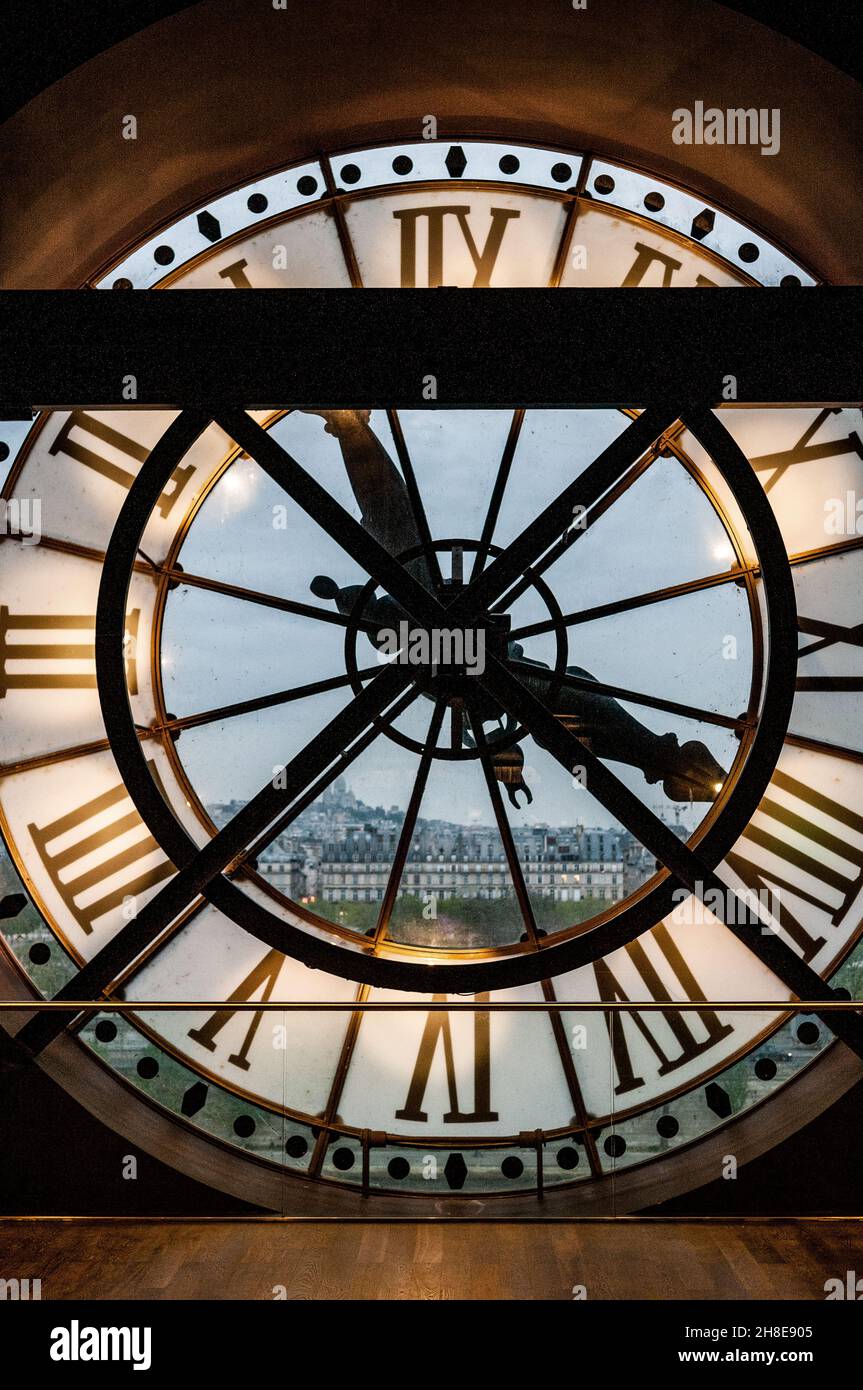 Uhr im Musée d´Orsay (Musée d'Orsay) in Paris, Frankreich Stockfoto