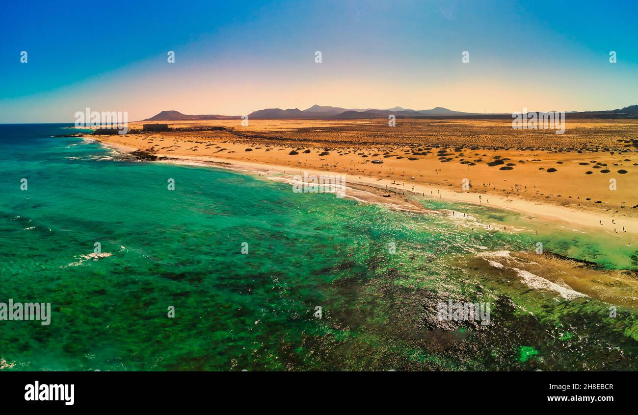 Panorama-Luftaufnahme der Strände von Grandes Playa Fuerteventura Kanarische Inseln Spanien Stockfoto