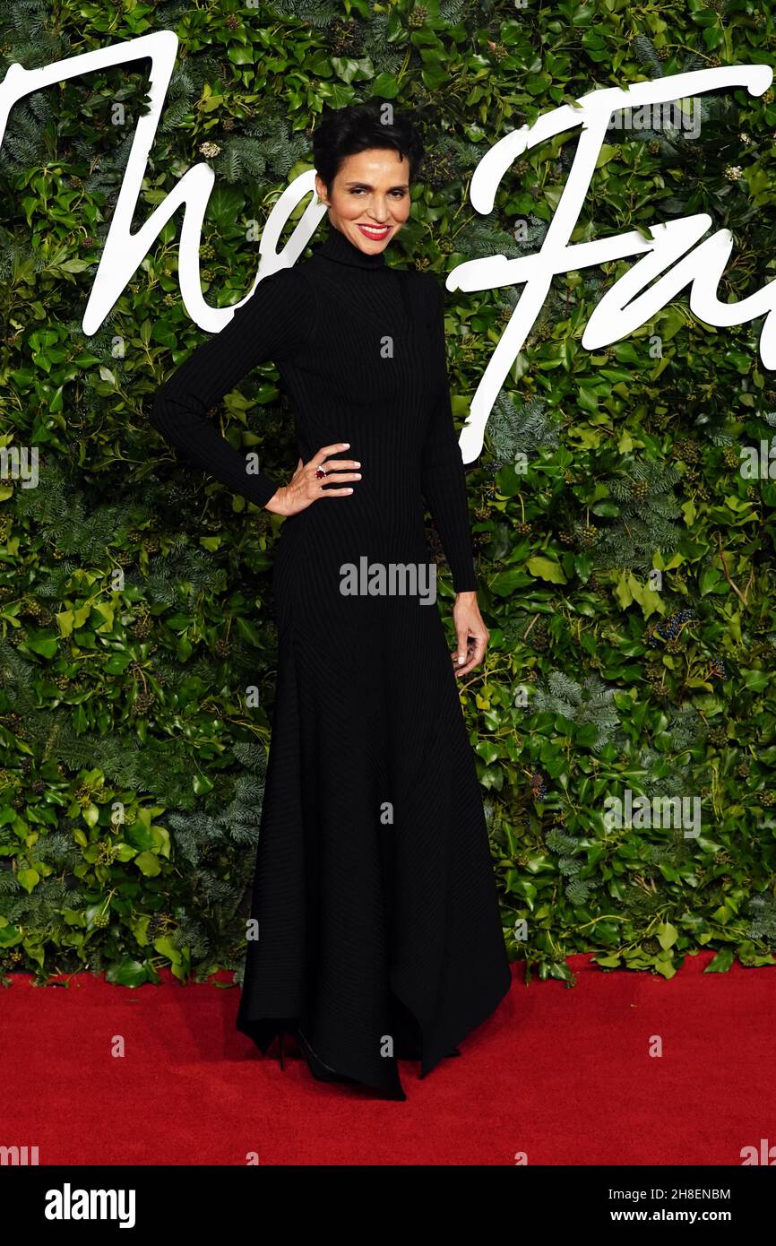 Farida Khelfa nimmt an den Fashion Awards 2021 in der Royal Albert Hall, Kensington Gore, London Teil. Bilddatum: Montag, 29. November 2021. Stockfoto
