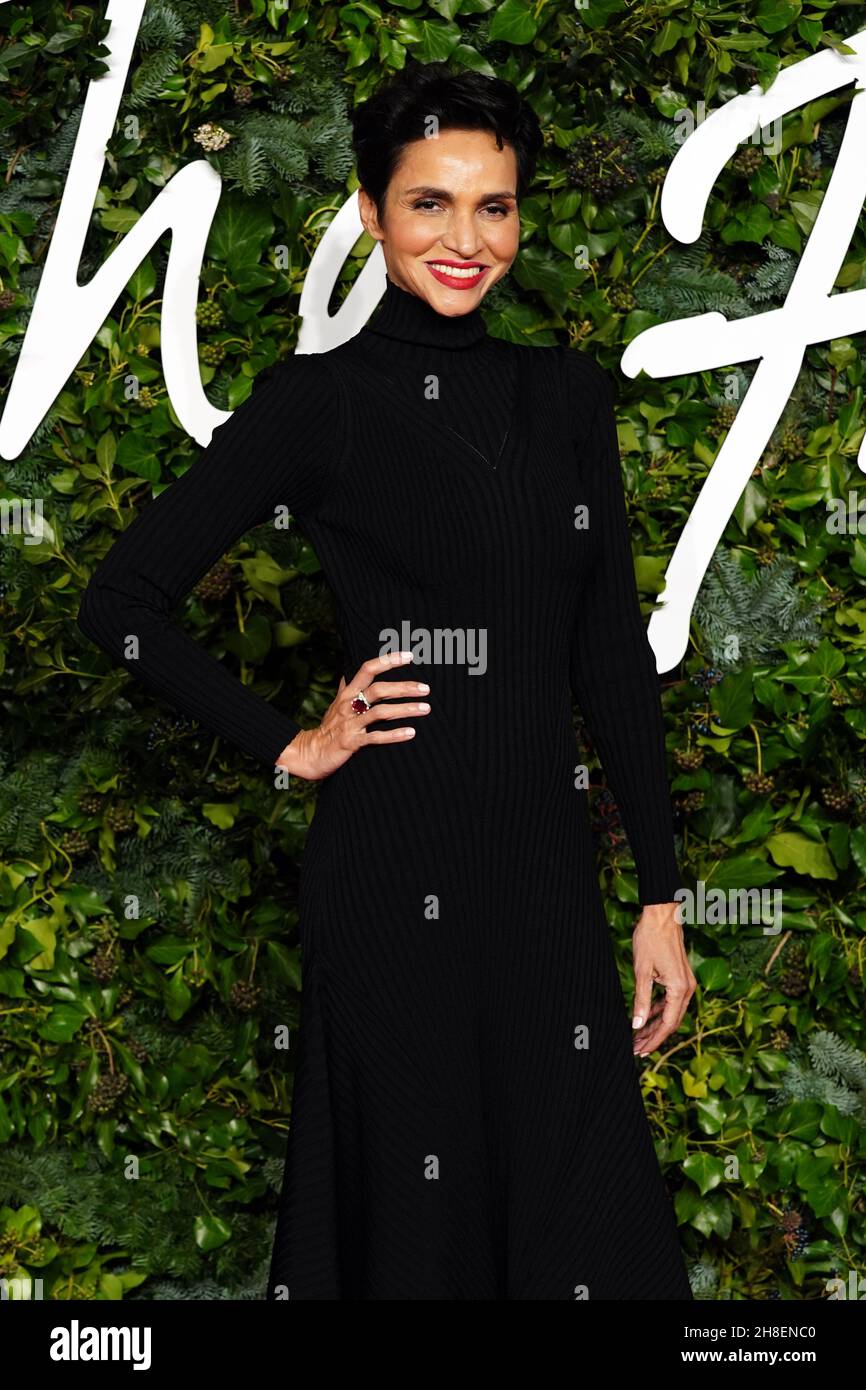 Farida Khelfa nimmt an den Fashion Awards 2021 in der Royal Albert Hall, Kensington Gore, London Teil. Bilddatum: Montag, 29. November 2021. Stockfoto