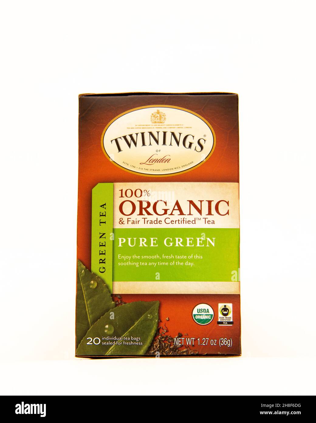 Eine Schachtel mit 20 Twinings 100% Bio-Teebeuteln aus reinem grünem Tee Stockfoto