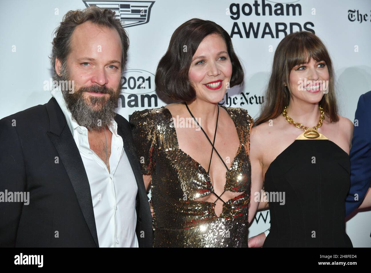Peter Sarsgaard, Maggie Gyllenhaal, Dakota Johnson Stockfoto