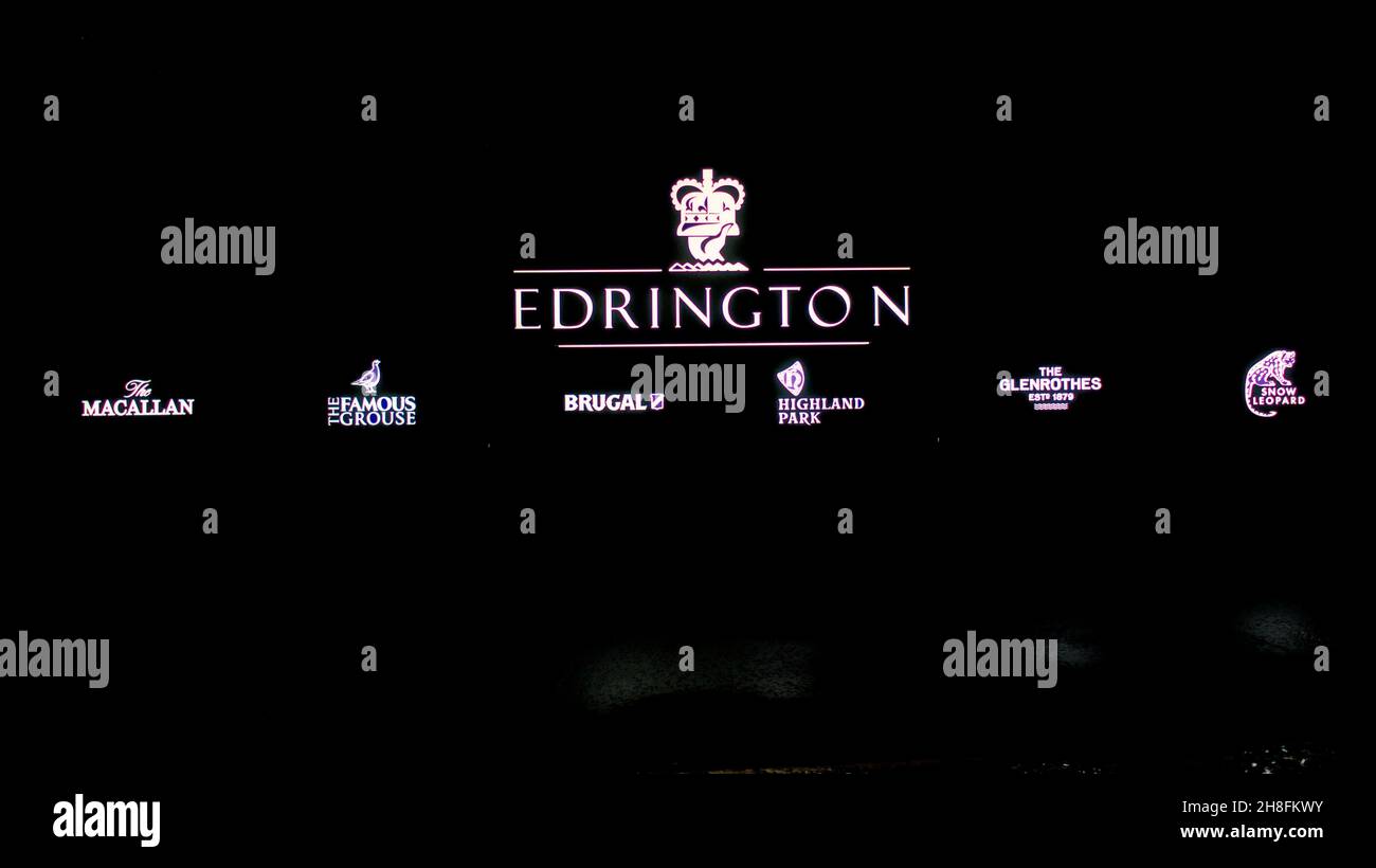 Edrimgton Gruppe beleuchtet Schild drumchapel schottland, Getränke Firma Stockfoto