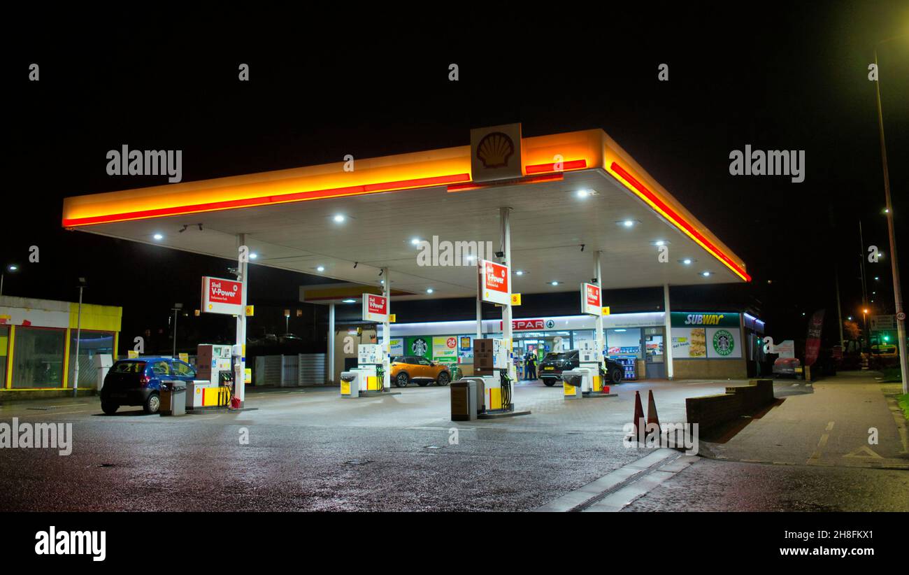 Late Night Shell Garage leer Vorplätze Glasgow, Schottland, Großbritannien Stockfoto