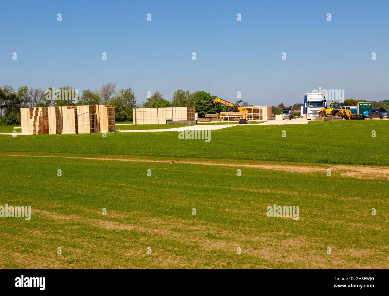 Filmset im Bau für The Power, Amazon Prime Film, Bawdsey, Suffolk, England, Großbritannien - Produktionsfirma, Sister Pictures Power Limited, 29 Mio. Stockfoto