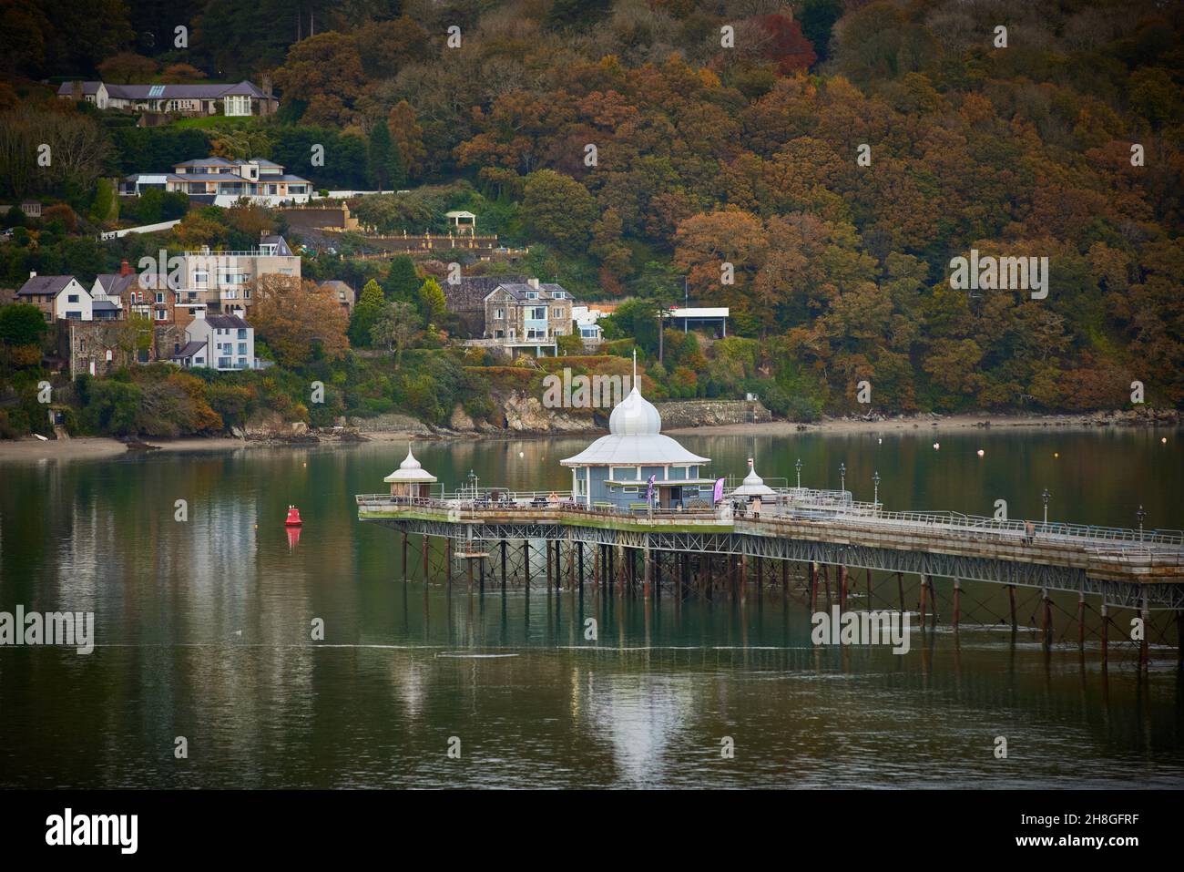 Garth Pier ist eine denkmalgeschützte Struktur in Bangor, Gwynedd, Nordwales. Entworfen von J.J. Webster von Westminster Stockfoto