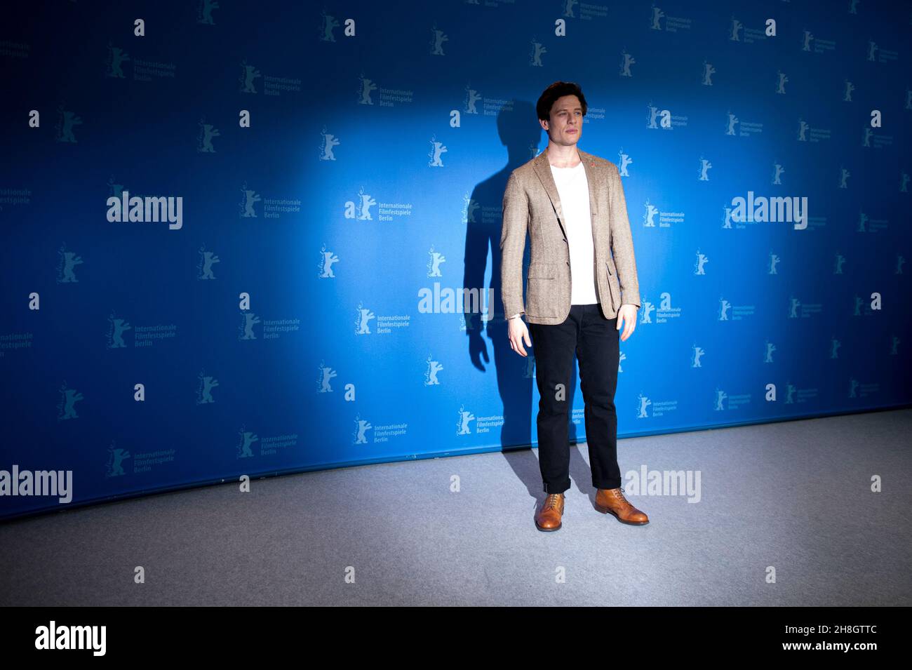 BERLIN, DEUTSCHLAND-Februar 10: James Norton posiert beim 'Mr. Jones' Fotoschau während der Berlinale 69th Stockfoto