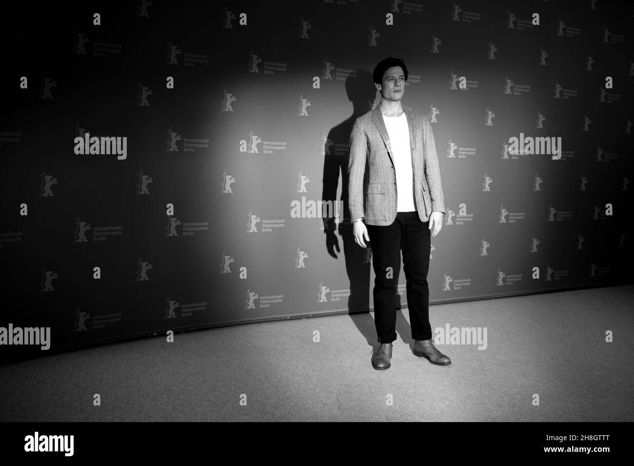 BERLIN, DEUTSCHLAND-Februar 10: James Norton posiert beim 'Mr. Jones' Fotoschau während der Berlinale 69th Stockfoto