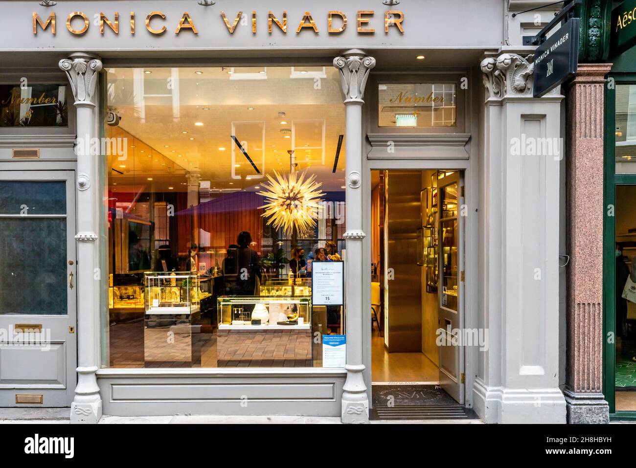 Monica Vinader Jewellery Store, King Street, Covent Garden, London, Großbritannien. Stockfoto