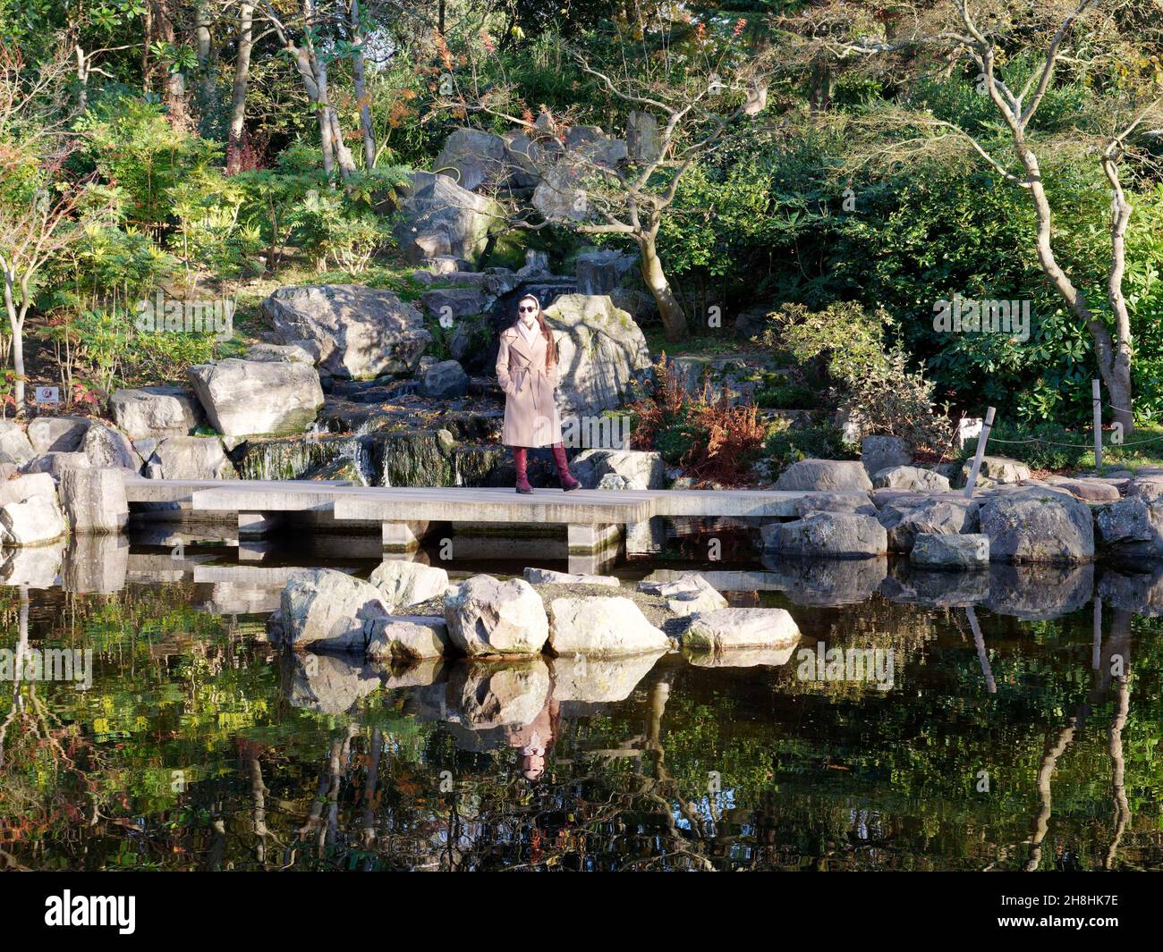 London, Greater London, England, November 28 2021: Kyoto Garden im Holland Park Stockfoto