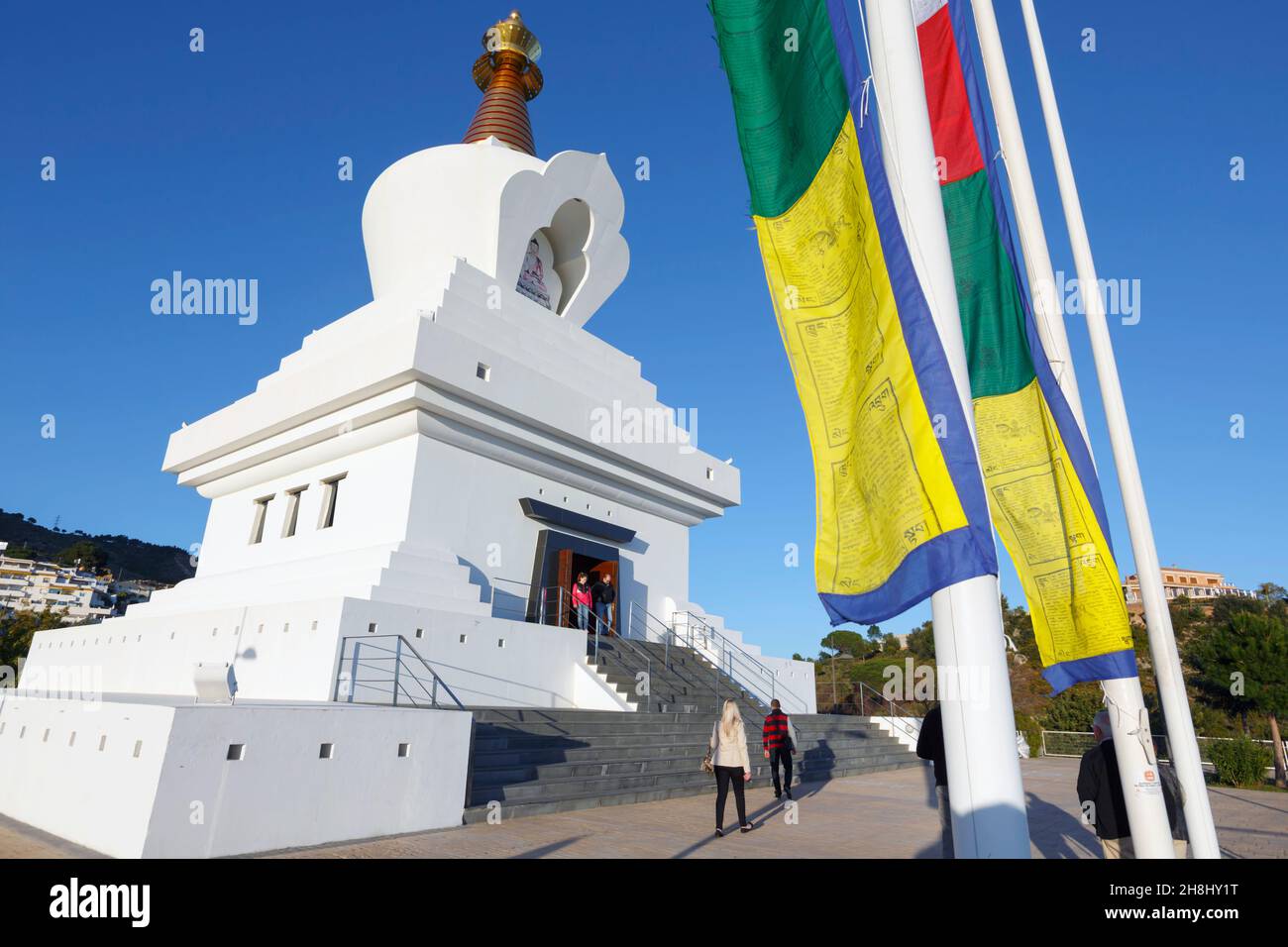 Benalmadena, Costa del Sol, Provinz Malaga, Andalusien, Südspanien. Der buddhistische Erleuchtungsstupa. Stockfoto