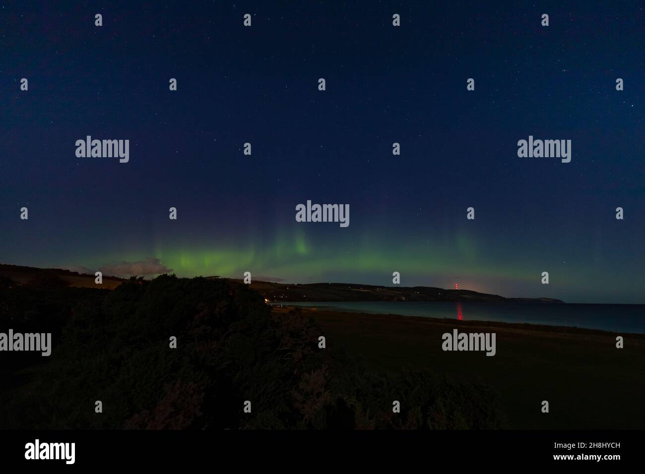 Aurora borealis (Nordlichter) am Himmel über den schottischen Highlands Stockfoto