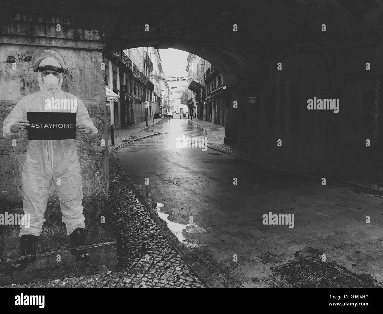 Bleib zu Hause Bleib sicher. Es ist eine Pandemie. Stockfoto