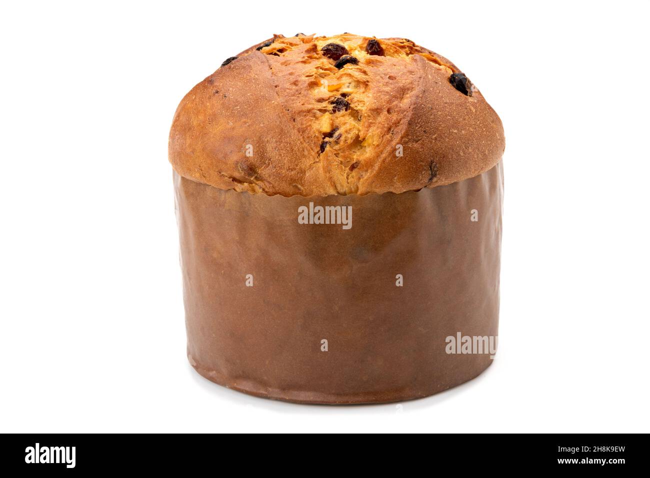 Panettone: Italienischer Weihnachtskuchen aus Mailand, vorbereitet zur Feier von Weihnachten und Neujahr, isoliert auf einem weißen Pfad Stockfoto