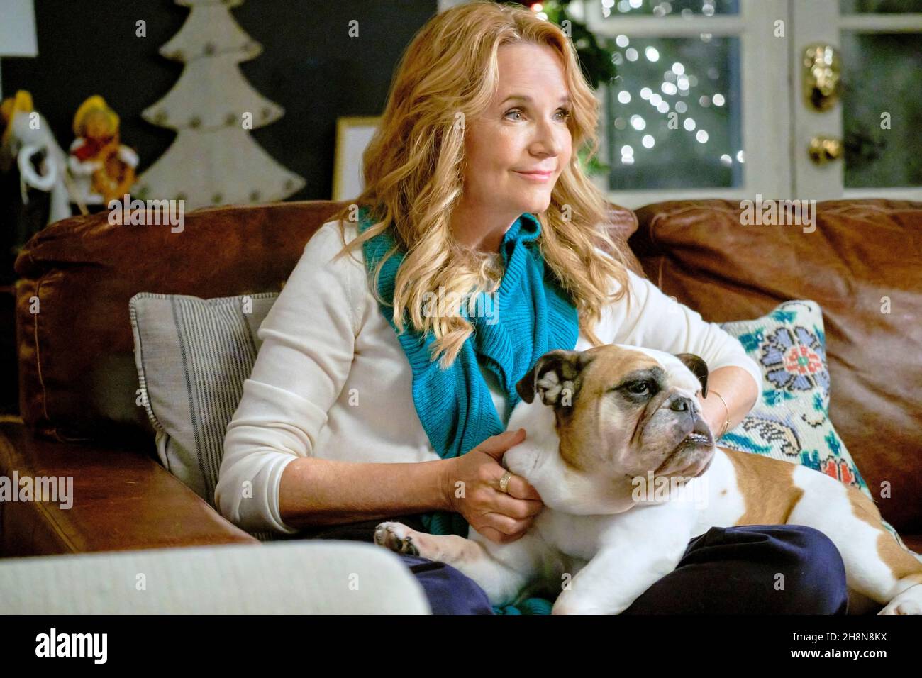 LEA THOMPSON in DER NÄCHSTEN STATION, CHRISTMAS (2021), Regie DUSTIN RIKERT. Kredit: Synthetic Cinema International / Album Stockfoto