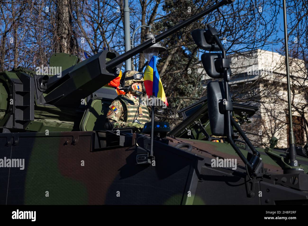 Bukarest, Rumänien - 01.12.2021: Parade am 1st. Dezember zum Nationalfeiertag Rumäniens - Soldaten marschieren Stockfoto