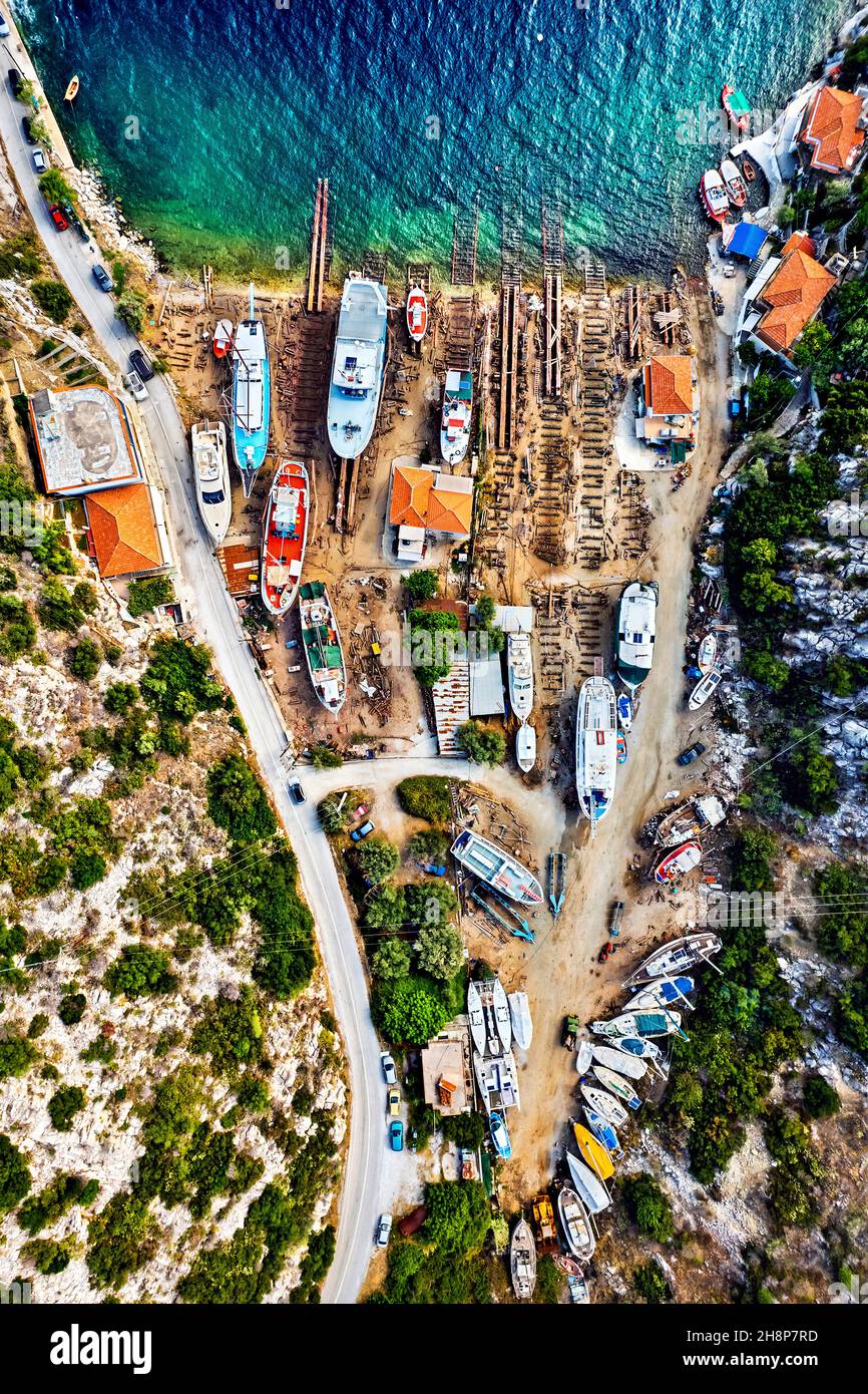 Die traditionelle Werft in Agia Kyriaki, Trikeri, South Pelion, Magnissia, Thessalien, Griechenland. Stockfoto