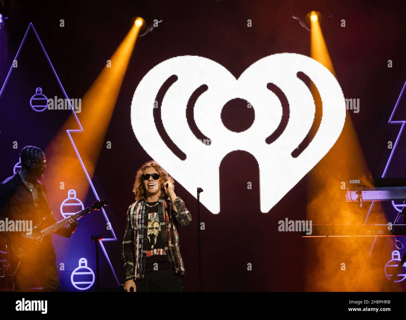 FORT WORTH, TEXAS - 30. NOVEMBER: The Kid LAROI tritt auf der Bühne während des Jingle Ball 2021 von iHeartRadio 106,1 von KISS FM in der Dickies Arena am 30. November 2021 in Fort Worth, Texas, auf. Foto:Rachel Parker/imageSPACE/Sipa USA Credit: SIPA USA/Alamy Live News Stockfoto