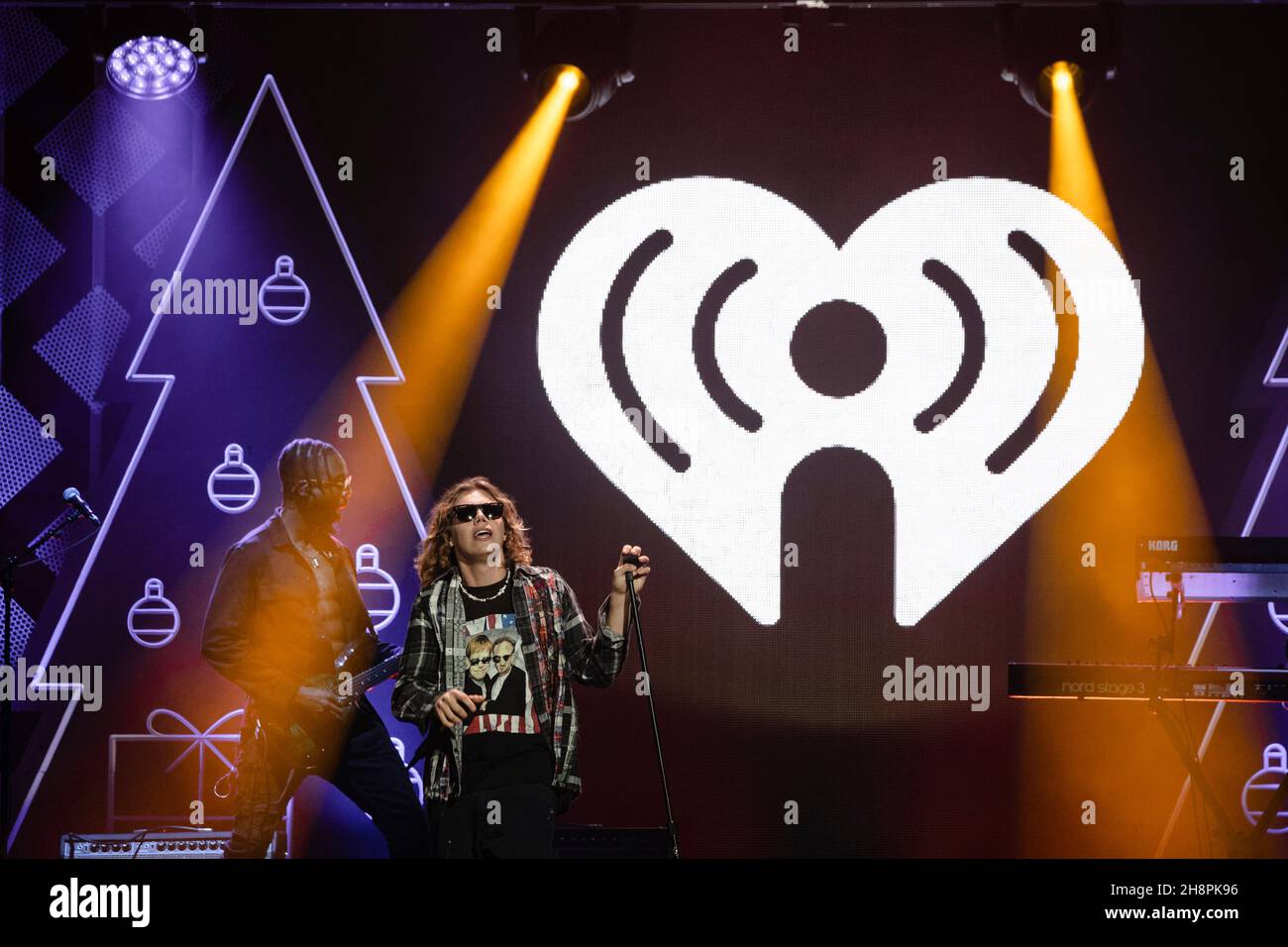 FORT WORTH, TEXAS - 30. NOVEMBER: The Kid LAROI tritt auf der Bühne während des Jingle Ball 2021 von iHeartRadio 106,1 von KISS FM in der Dickies Arena am 30. November 2021 in Fort Worth, Texas, auf. Foto:Rachel Parker/imageSPACE/Sipa USA Credit: SIPA USA/Alamy Live News Stockfoto