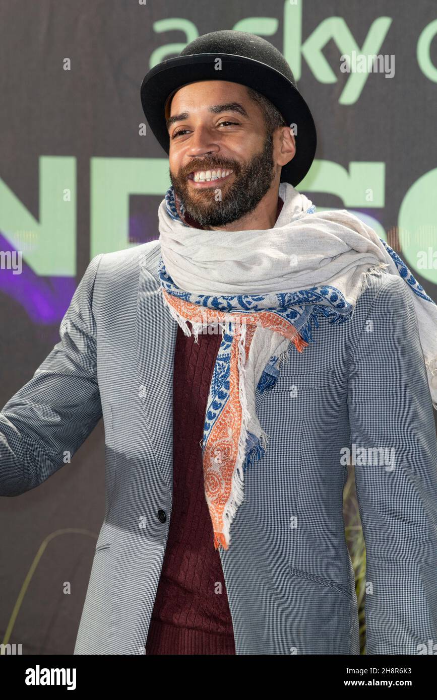 LONDON, ENGLAND - 30. NOVEMBER: Samuel Anderson nimmt an der britischen Premiere von Sky Original Film 'Landscapers' in der Queen Elizabeth Hall am 30. November 2021 Teil Stockfoto