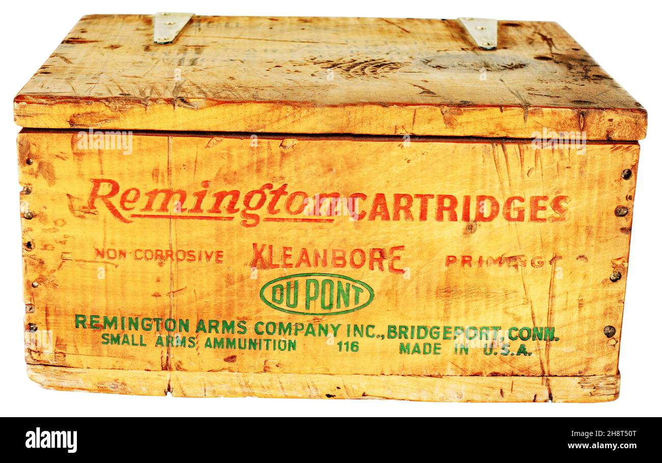 Eine alte Holzkiste mit Remington Patronen. Stockfoto