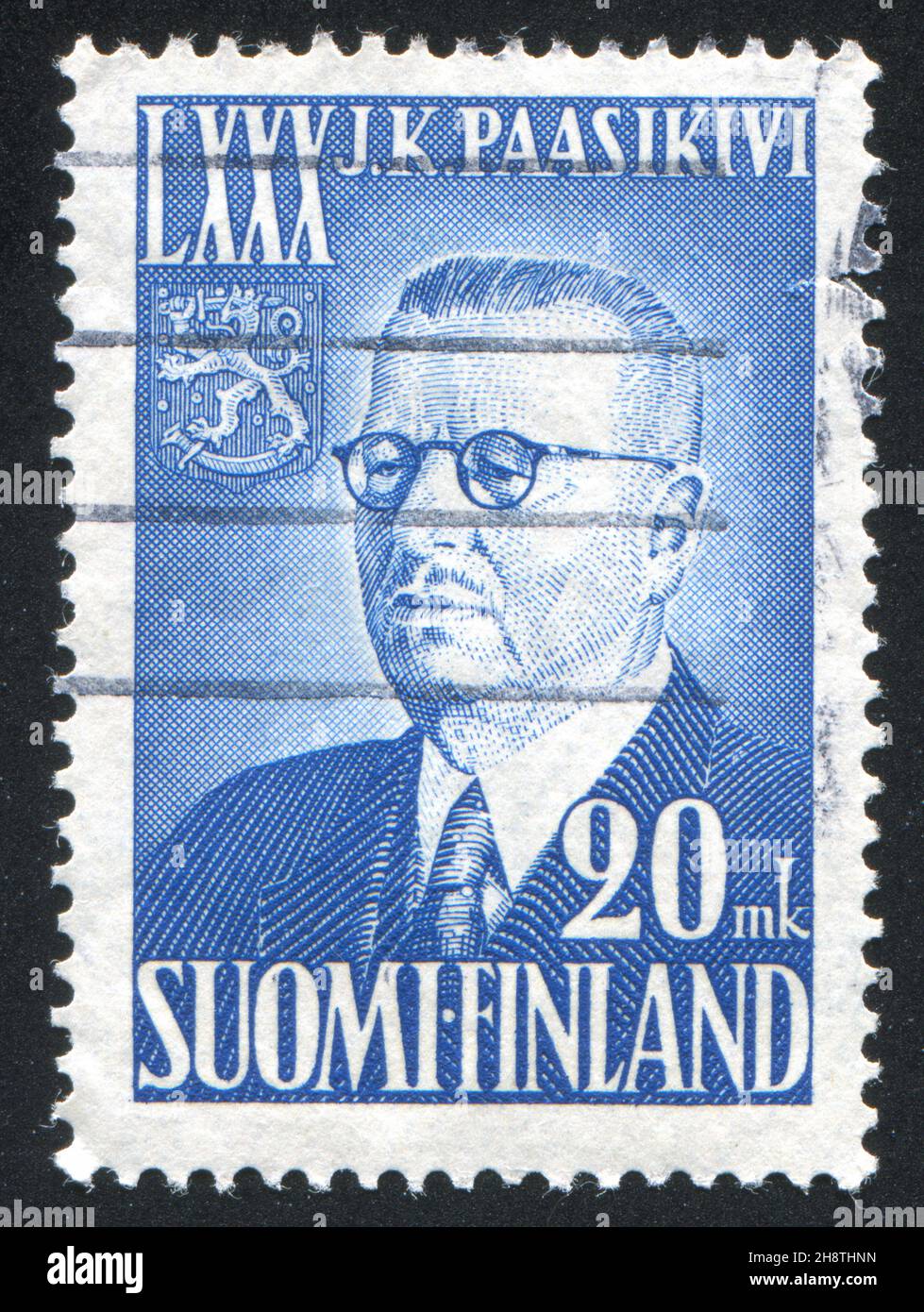 FINNLAND - UM 1950: Briefmarke gedruckt von Finnland, zeigt Porträt von Präsident Juho Paasikivi, um 1950 Stockfoto