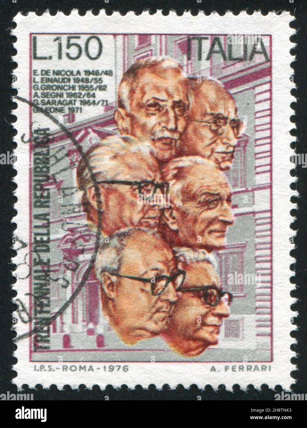 ITALIEN - UM 1976: Briefmarke gedruckt von Italien, zeigt italienische Präsidenten, um 1976 Stockfoto
