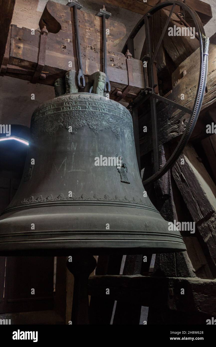 Glocke des Schwarzen Turms Cerna vez in Ceske Budejovice, Tschechische Republik Stockfoto