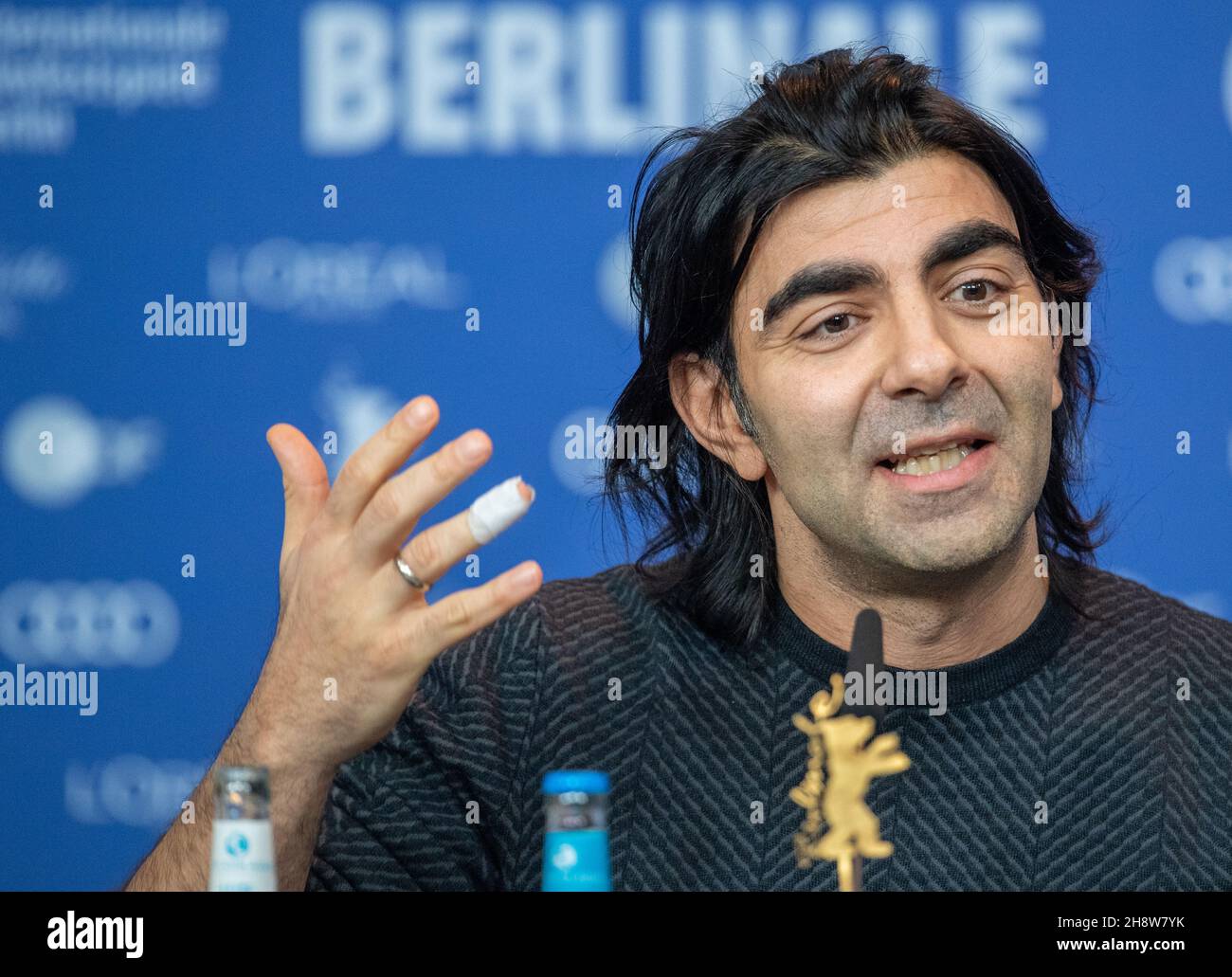 BERLIN, DEUTSCHLAND-Februar 09: Fatih Akin nimmt an der Pressekonferenz „The Golden Glove“ bei den Internationalen Filmfestspielen der Berlinale 69th Teil Stockfoto
