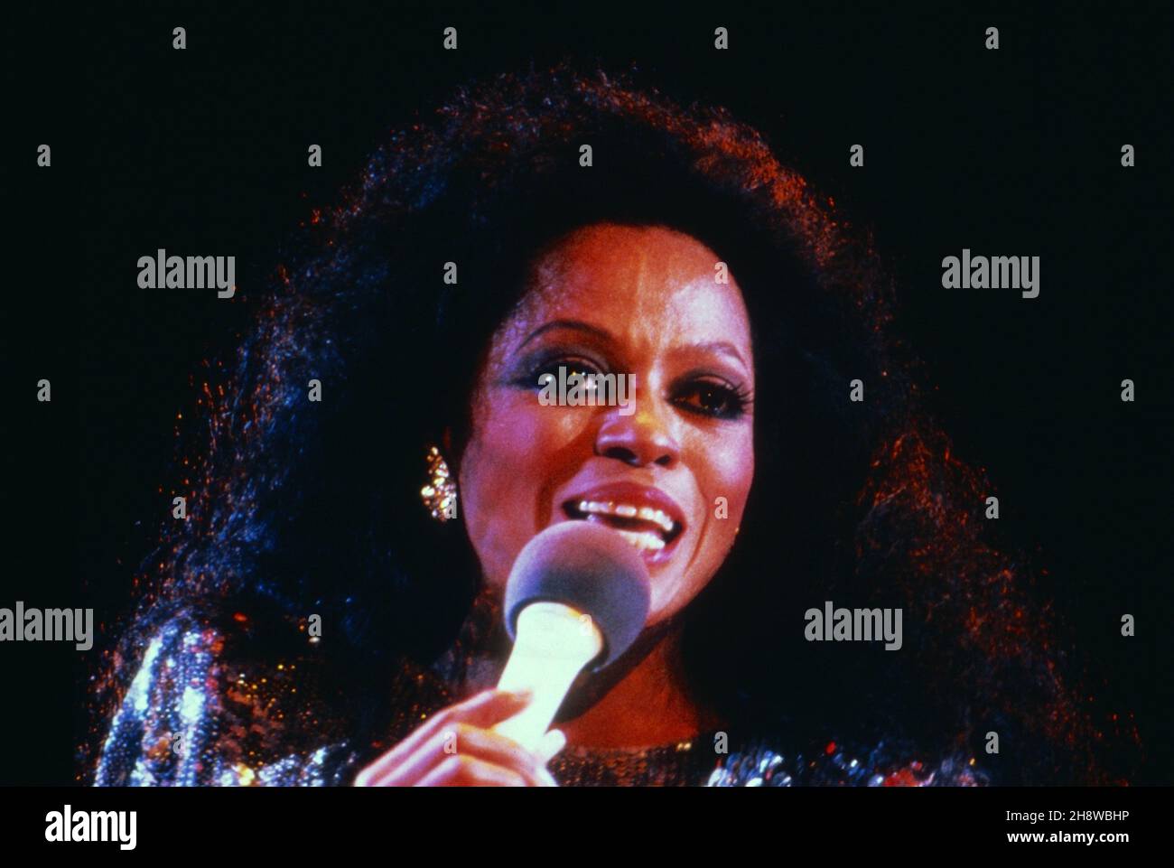 Diana Ross, amerikanische Schauspielerin und Sängerin, bein einem Auftritt in Deutschland 1991