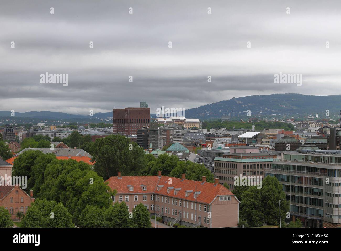 Stadtpanorama und Gemeindegebäude. Oslo, Norwegen Stockfoto