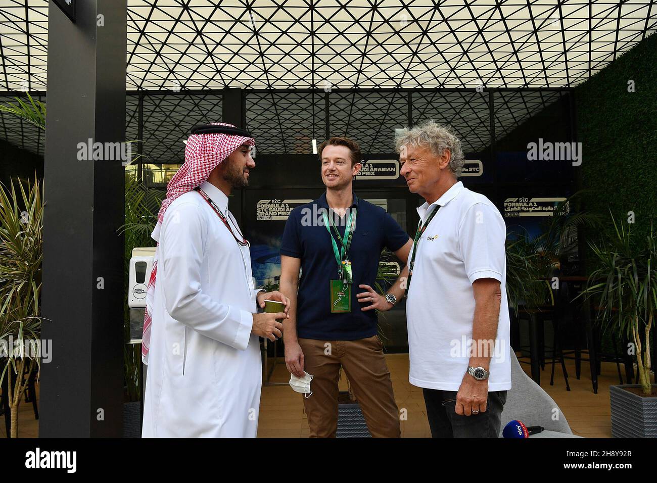 Jeddah, Saudi-Arabien. 02nd Dez 2021. Motorsport: Formel-1-Weltmeisterschaft, Großer Preis Von Saudi-Arabien. Gleisbauer Hermann Tilke mit Sohn Dr. Carsten Tilke Quelle: dpa/Alamy Live News Stockfoto