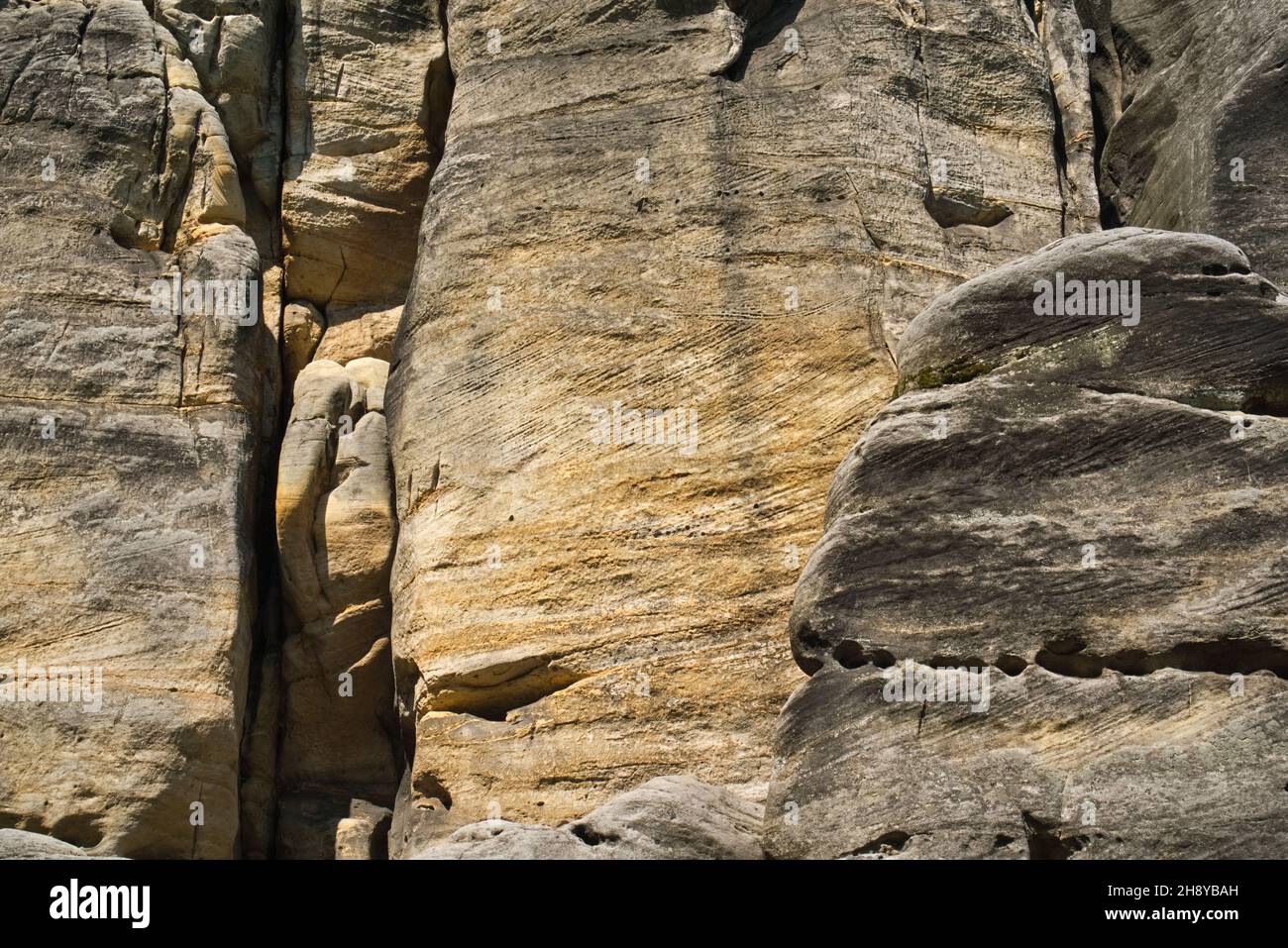Natürliche Felswände aus Sandstein - abstrakter Hintergrund Stockfoto