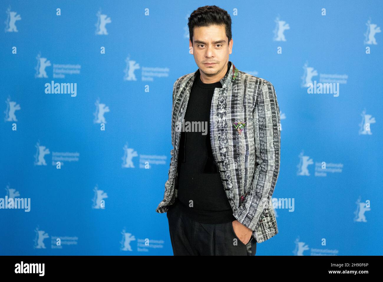 BERLIN, DEUTSCHLAND-Februar 08: Jayro Bustamante posiert bei der "Tremors" (Temblores)-Fotoschau während der Berlinale 69th Stockfoto