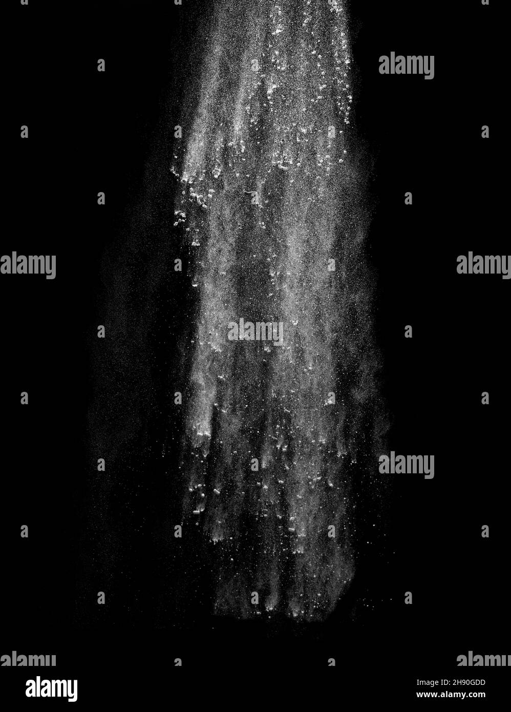 Rauchpulver Explosion Luft Hintergrund Form schwarzen Staub explodieren Mehl unanständige Farbe Rauch Spritzer Wolke Stockfoto